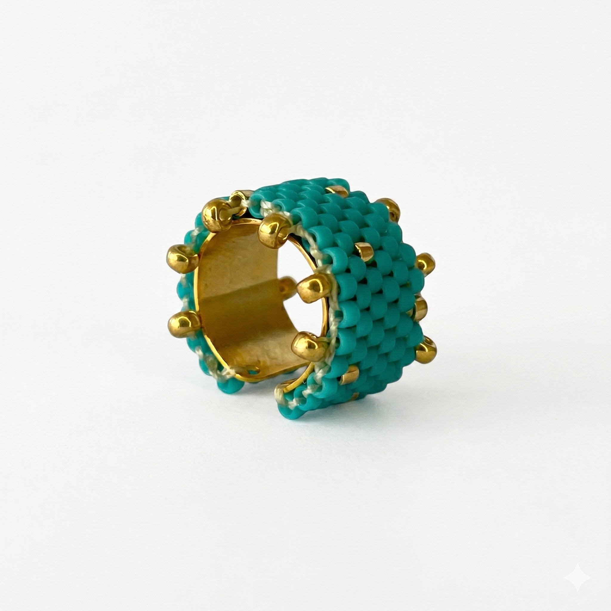 EARCUFF