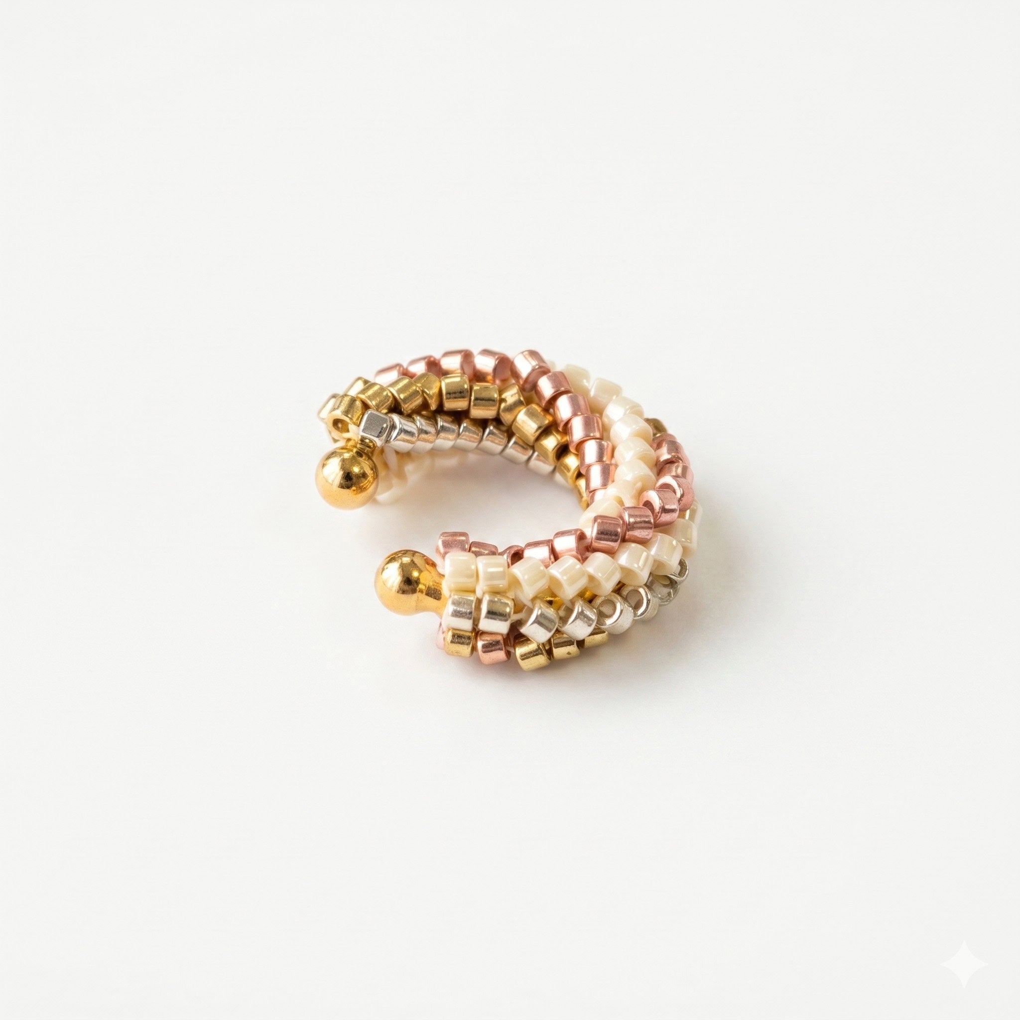 EARCUFF